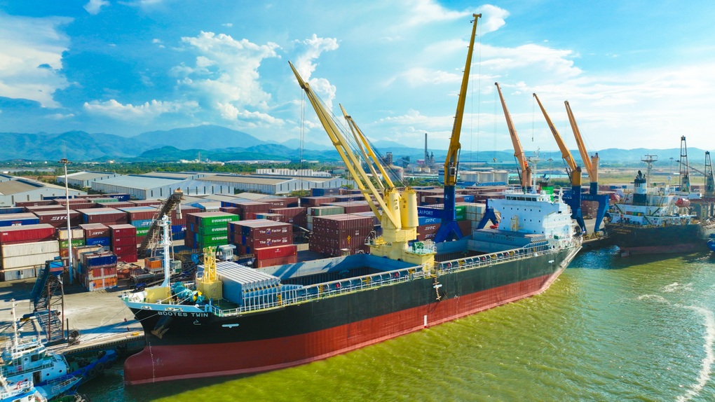 Cảng Chu Lai đón tàu lớn và nâng cao hiệu suất khai thác hàng rời - 5 Cảng Chu Lai đón tàu lớn và nâng cao hiệu suất khai thác hàng rời - 5