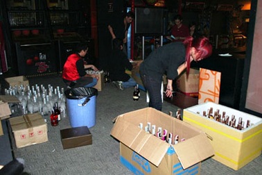 Lò rượu giả “núp bóng” trong vựa ve chai