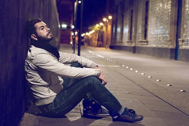 "Thả thính" bạn thân của người yêu, tôi mất cả chì lẫn chài