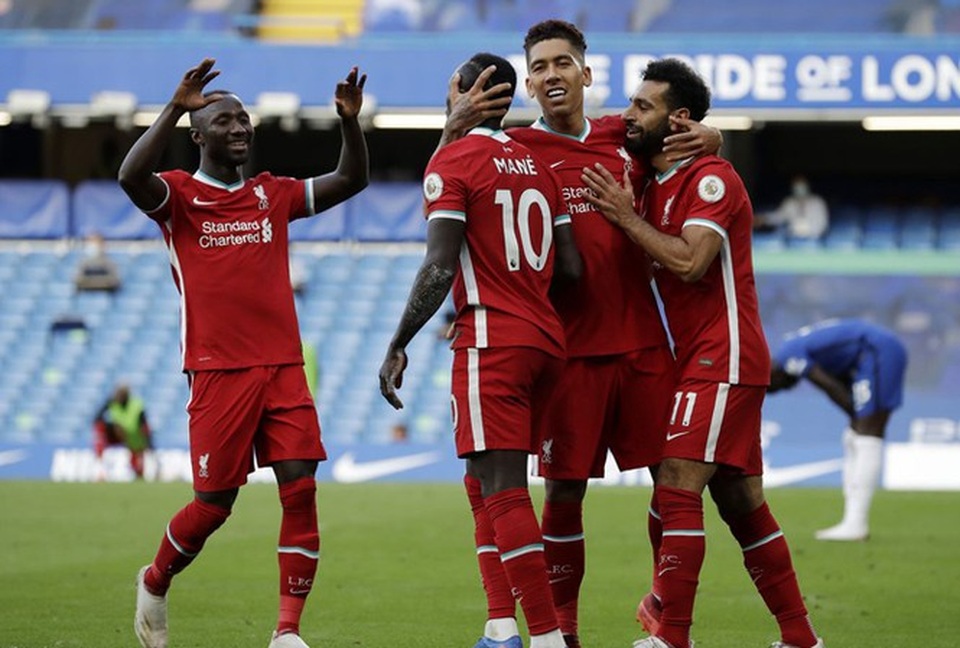 Top 10 đội hình giá trị nhất: Barcelona xếp thứ 3, Man Utd thứ 7 - 1