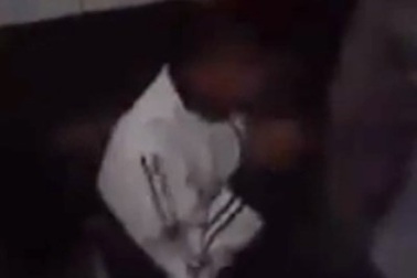 Triệu tập 6 đối tượng hành hung con nợ tại quán Internet Quang Tèo