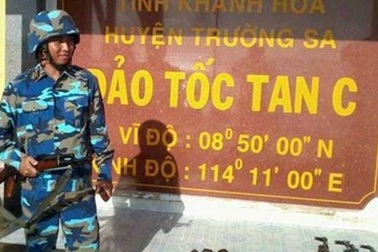 Thêm một người lính Trường Sa ngã xuống biển khơi