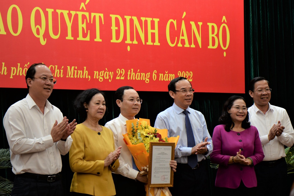Ông Nguyễn Văn Hiếu làm Phó Bí thư Thành ủy TPHCM - 1 Ông Nguyễn Văn Hiếu làm Phó Bí thư Thành ủy TPHCM - 1