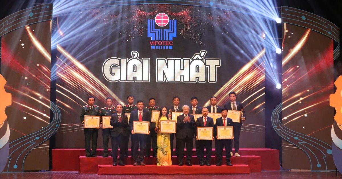 42 Công Trình Khoa Học Xuất Sắc Nhận Giải Thưởng Sáng Tạo KHCN Việt Nam 2024: Đột Phá và Triển Vọng
