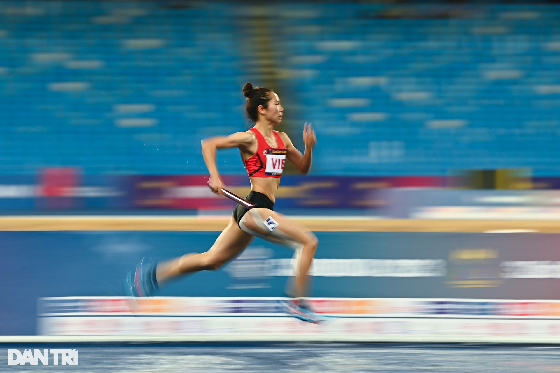 Khoảnh khắc giành HCV SEA Games của các nữ hoàng tốc độ Việt Nam - 8 Khoảnh khắc giành HCV SEA Games của các nữ hoàng tốc độ Việt Nam - 8