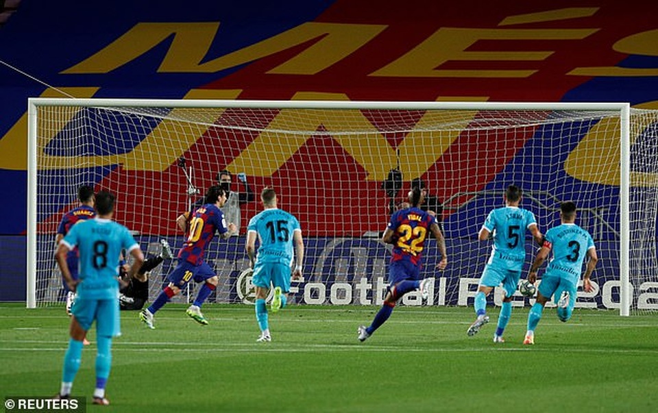 Messi ghi bàn, Barcelona tiếp tục tạo cách biệt 5 điểm với Real Madrid - 8 Messi ghi bàn, Barcelona tiếp tục tạo cách biệt 5 điểm với Real Madrid - 8