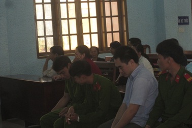 Phiên tòa “giết người” và chuyện hiếm có