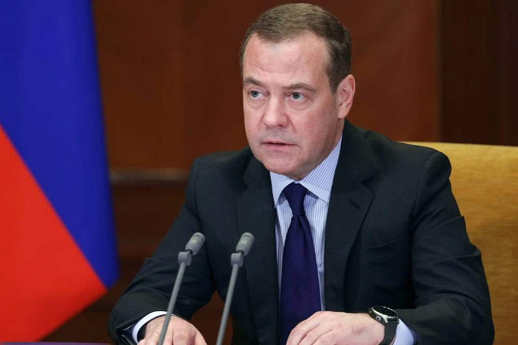 Ông Medvedev cảnh báo G7 nếu cấm xuất khẩu sang Nga - 1 Ông Medvedev cảnh báo G7 nếu cấm xuất khẩu sang Nga - 1
