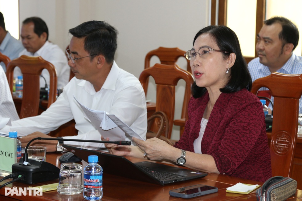 Tháo gỡ nhiều “nút thắt” ở chính quyền cấp xã - 3 Tháo gỡ nhiều “nút thắt” ở chính quyền cấp xã - 3