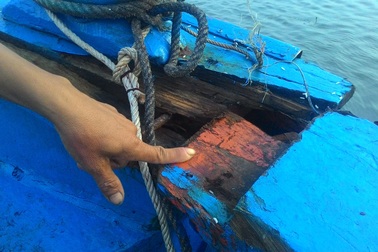 Tàu cá Quảng Nam bị đâm hỏng ở vùng biển Hoàng Sa