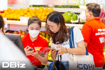 Cơn đau đầu tiền tỷ của đại gia bán lẻ khi thượng đế thắt lưng buộc bụng