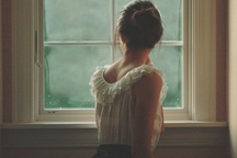 Mẹ chồng lặng người vì hành động của "dâu Tây"