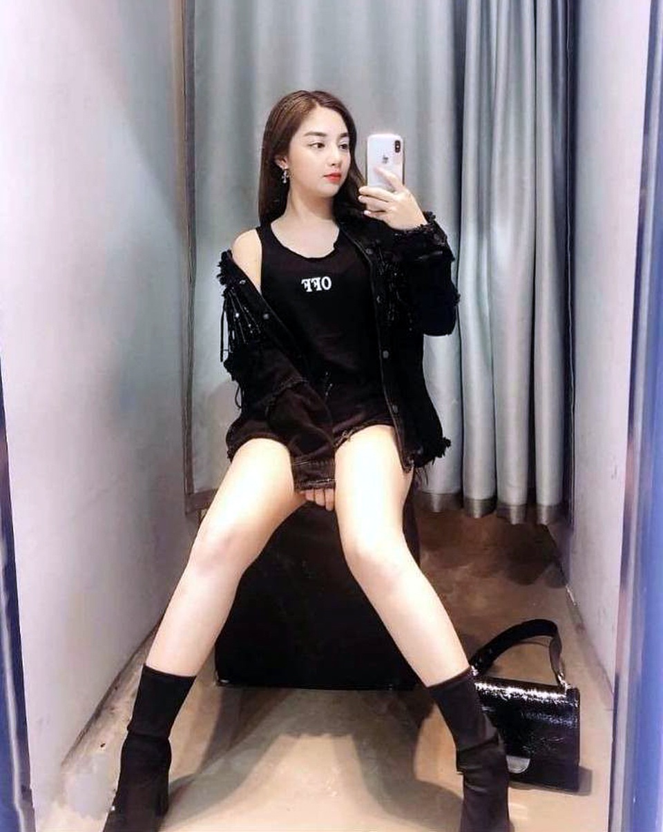 Sự thật sốc về giá “đi khách” của nam huấn luyện viên thể hình - 1 Sự thật sốc về giá “đi khách” của nam huấn luyện viên thể hình - 1