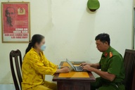 Chị ngã xe, em đăng facebook nói bị xịt thuốc mê cướp tài sản