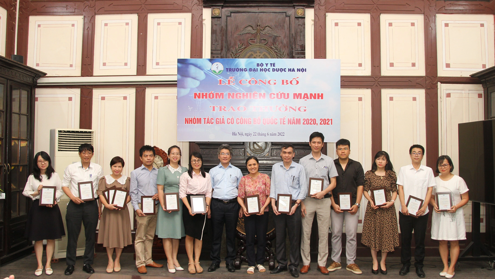 Trường đại học Dược Hà Nội công bố nhóm nghiên cứu mạnh - 2 Trường đại học Dược Hà Nội công bố nhóm nghiên cứu mạnh - 2