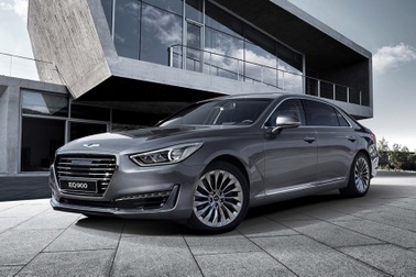 Hyundai tiếp tục cuộc chiến trên phân khúc xe sang cỡ lớn