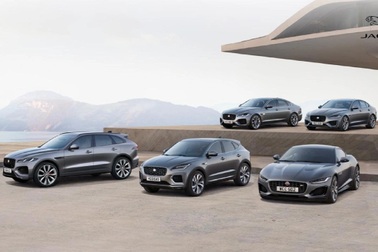 Mua Jaguar hoặc Land Rover, tặng máy ảnh cao cấp Leica - giá trị quà tặng lên đến 350 triệu đồng*