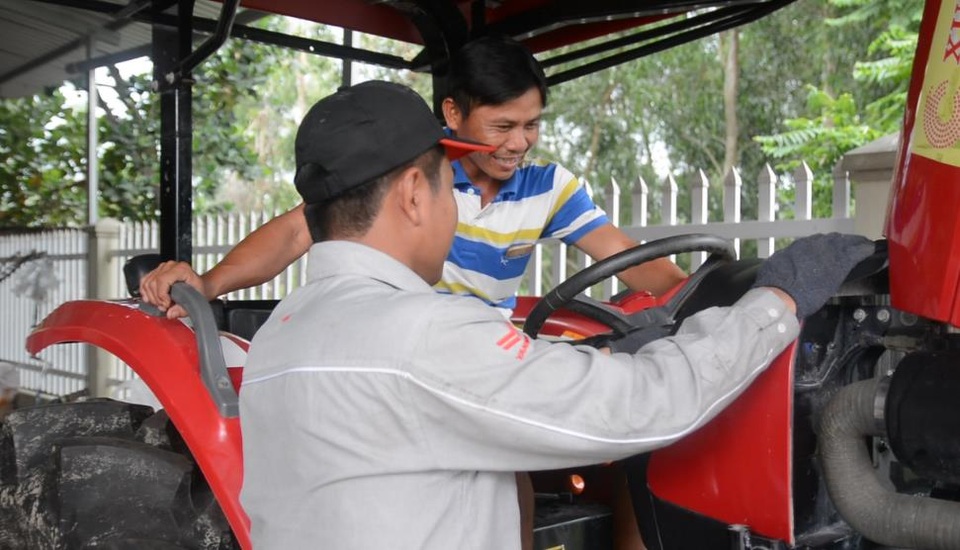 Chuyên gia Yanmar hướng dẫn chăm sóc máy và vận dụng hiệu quả SMARTASSIT - 2 Chuyên gia Yanmar hướng dẫn chăm sóc máy và vận dụng hiệu quả SMARTASSIT - 2