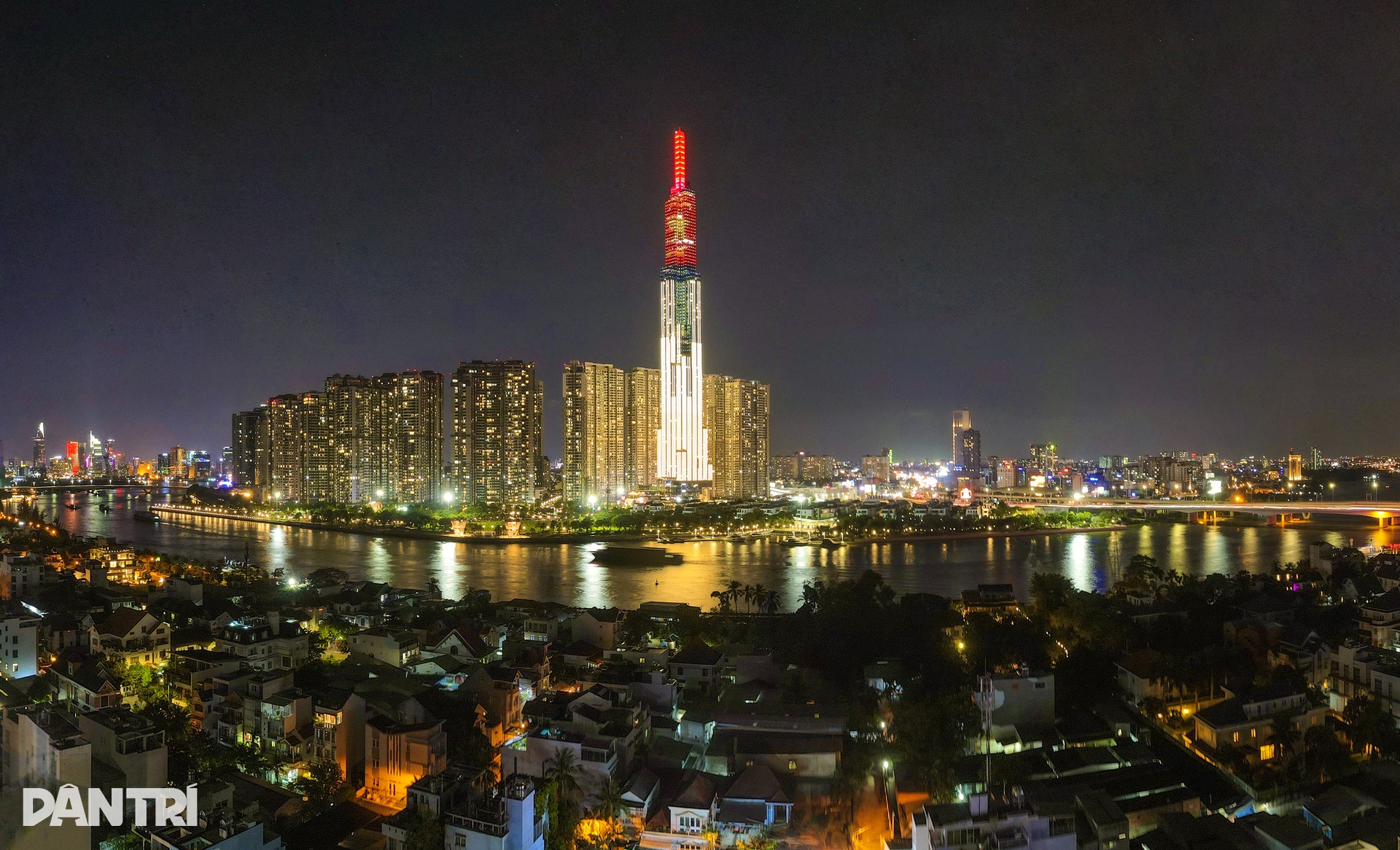 Diện mạo TPHCM tráng lệ, phát triển mạnh mẽ sau 48 năm chuyển mình - 15