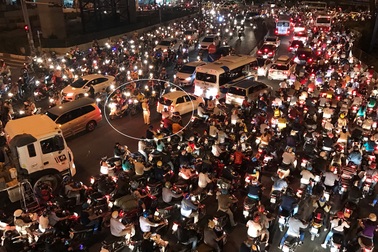 Cửa ngõ Sài Gòn ùn ứ nghiêm trọng chiều tối ngày lễ 8/3