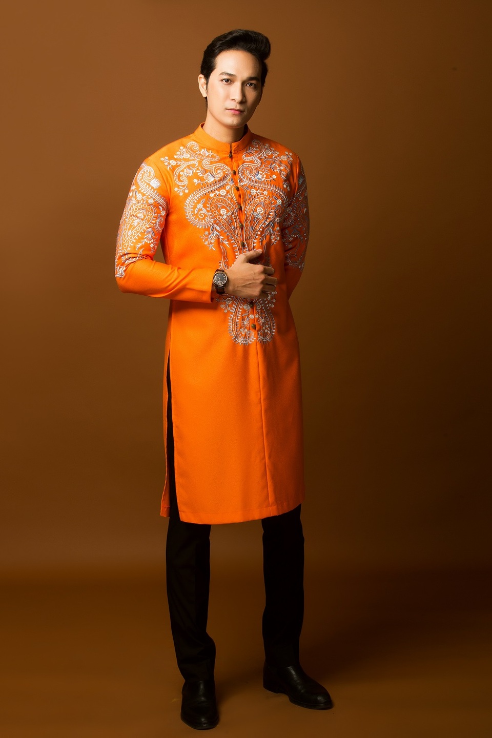 Người mẫu Huỳnh Trường Thịnh tiết lộ bí quyết giữ dáng trong ngày Tết - 5 Người mẫu Huỳnh Trường Thịnh tiết lộ bí quyết giữ dáng trong ngày Tết - 5
