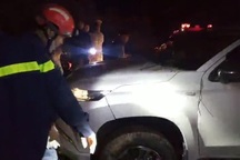 Ô tô bán tải lao xuống vực ở núi Sơn Trà, 2 người thoát nạn