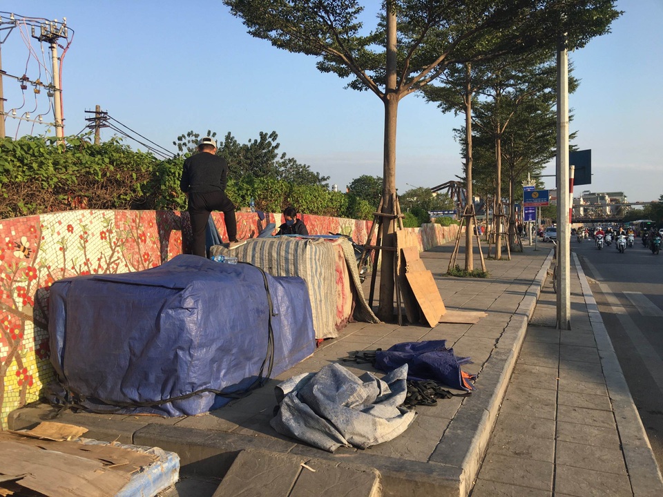 Nỗi buồn “Con đường gốm sứ” - 13 Nỗi buồn “Con đường gốm sứ” - 13