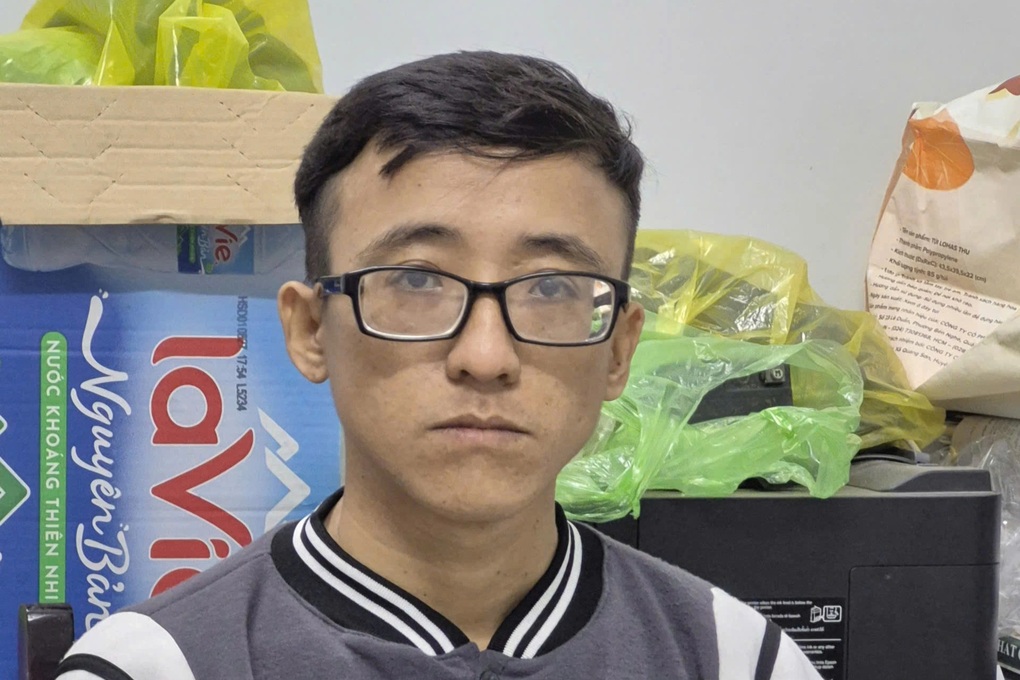 Mâu thuẫn trong việc dắt xe, bảo vệ đâm đồng nghiệp tử vong - 2