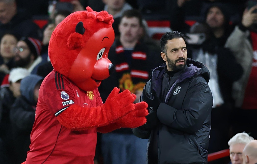 Một năm của Ruben Amorim tại Man Utd: Viết lại trật tự từ hỗn loạn - 3