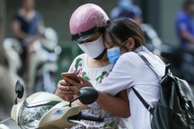 Sĩ tử cố "nhồi nhét" kiến thức trước ngày thi tốt nghiệp THPT