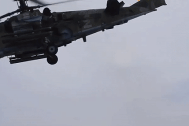 "Cá sấu" Ka-52 Nga phóng tên lửa phá hủy mục tiêu quân sự Ukraine