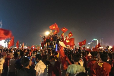 Kêu gọi CĐV Việt Nam ứng xử văn minh khi sang UAE cổ vũ bóng đá