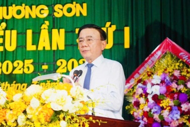 Thường trực Ban Bí thư Trần Cẩm Tú dự Đại hội Đảng bộ xã Hương Sơn