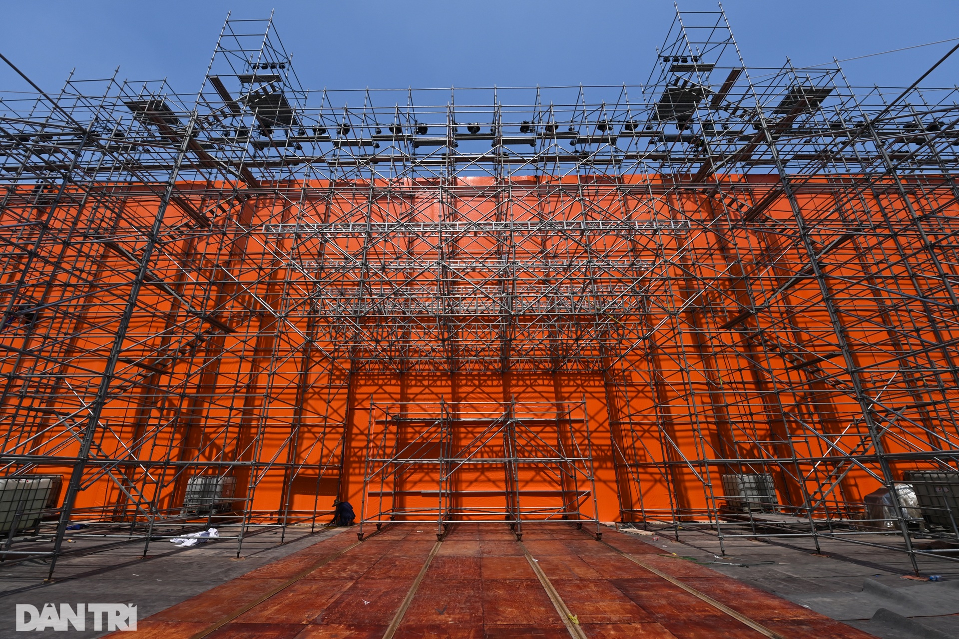 Bên trong đại công trường SVĐ Mỹ Đình chuẩn bị cho Lễ khai mạc SEA Games 31 - 9 Bên trong đại công trường SVĐ Mỹ Đình chuẩn bị cho Lễ khai mạc SEA Games 31 - 9