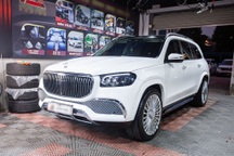 Mua Mercedes hơn 5 tỷ đồng, chủ xe chi thêm 800 triệu đồng "độ" Maybach