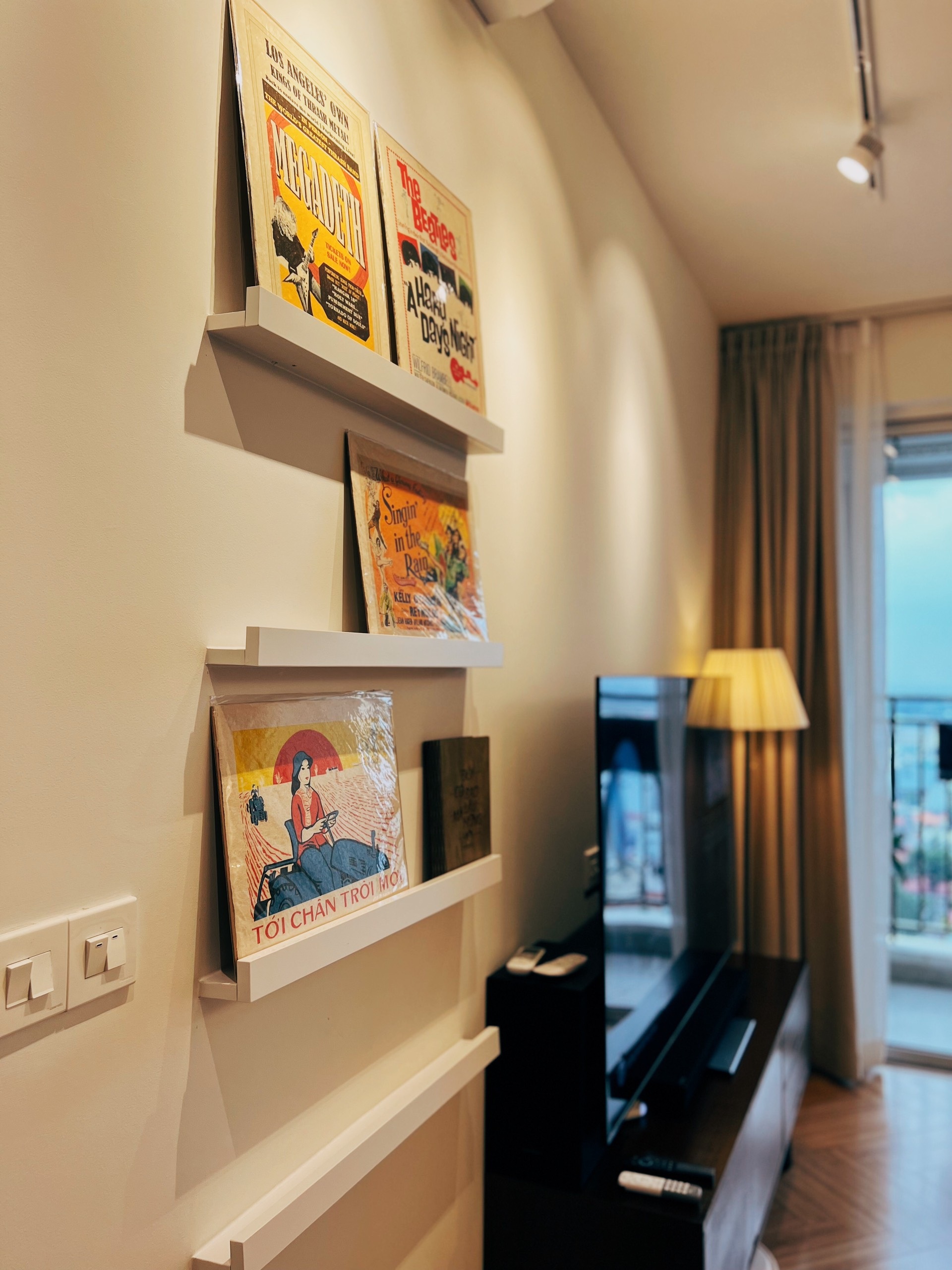 Căn hộ 75 m2 được chủ nhà tự lên ý tưởng thiết kế, tối giản nhưng chill - 4 Căn hộ 75 m2 được chủ nhà tự lên ý tưởng thiết kế, tối giản nhưng chill - 4