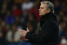 Mourinho: “Galatasaray có 50.000 cầu thủ trên sân”