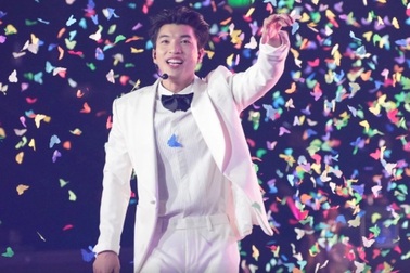 Concert "Anh trai" ở Mỹ thu 1,5 triệu USD trong 1 giờ: Ván bài thót tim