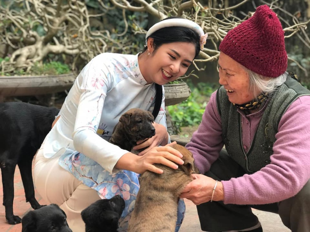 Hoa hậu Ngọc Hân: Tôi ngưỡng mộ lối sống của hoa hậu Thu Thủy - 4 Hoa hậu Ngọc Hân: Tôi ngưỡng mộ lối sống của hoa hậu Thu Thủy - 4