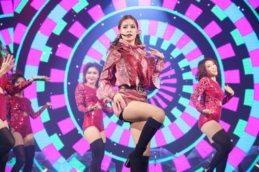 Đời sống nhạc Việt sôi động bề mặt nhưng thực ra đã mất chuẩn?