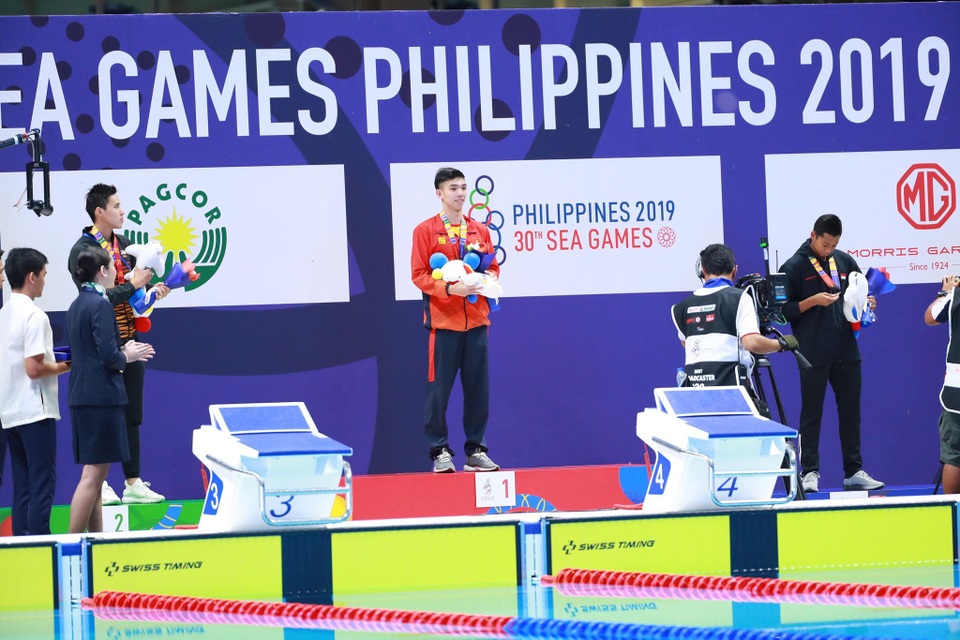 Nhật ký SEA Games 30 ngày 4/12: Ánh Viên, Đinh Phương Thành tỏa sáng - 18 Nhật ký SEA Games 30 ngày 4/12: Ánh Viên, Đinh Phương Thành tỏa sáng - 18