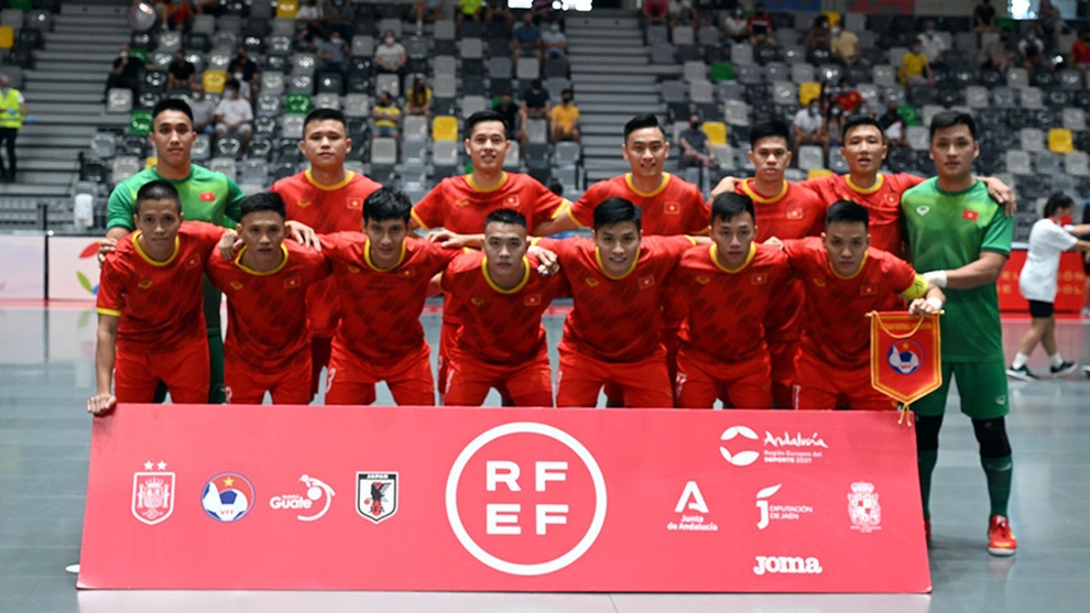 Đội tuyển futsal Việt Nam suýt gây bất ngờ trước Nhật Bản - 1 Đội tuyển futsal Việt Nam suýt gây bất ngờ trước Nhật Bản - 1
