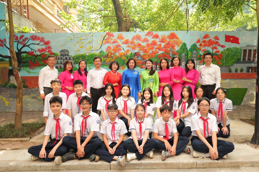 23 triệu học sinh cả nước chính thức bước vào năm học đặc biệt - 11 23 triệu học sinh cả nước chính thức bước vào năm học đặc biệt - 11