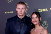 Bạn gái siêu mẫu của Haaland lộng lẫy trong lễ trao giải Quả bóng vàng