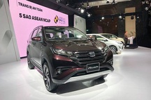 “Thiếu xe”, Toyota bắt khách hàng mua thêm phụ kiện cả trăm triệu đồng