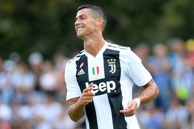 C.Ronaldo và 10 tân binh nổi bật nhất Serie A