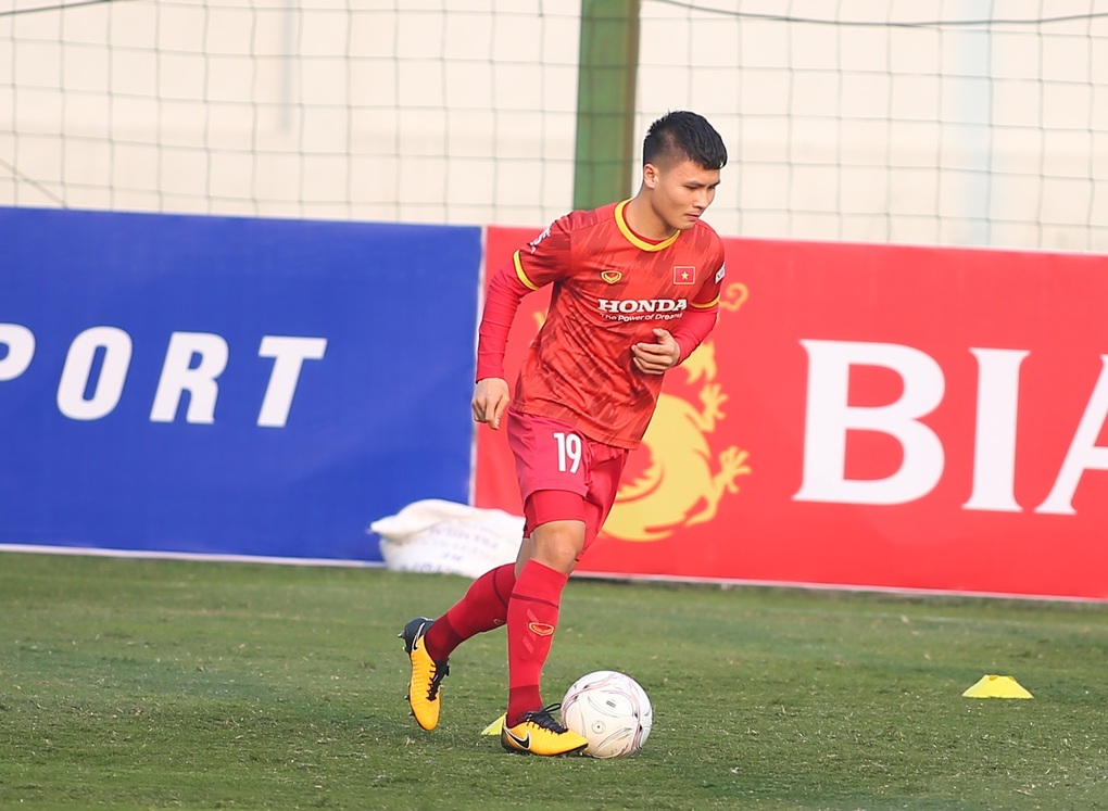 Quang Hải: Tôi chủ động xin Pau FC để về nước đá AFF Cup - 1 Quang Hải: Tôi chủ động xin Pau FC để về nước đá AFF Cup - 1