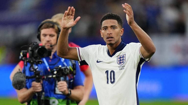 O técnico Gareth Southgate dá uma resposta indireta antes da partida das quartas de final contra a Suíça - 1 HLV Gareth Southgate trả lời vòng vo trước trận tứ kết gặp Thụy Sĩ - 1