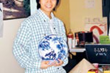 Hai chàng trai lười... ngủ 