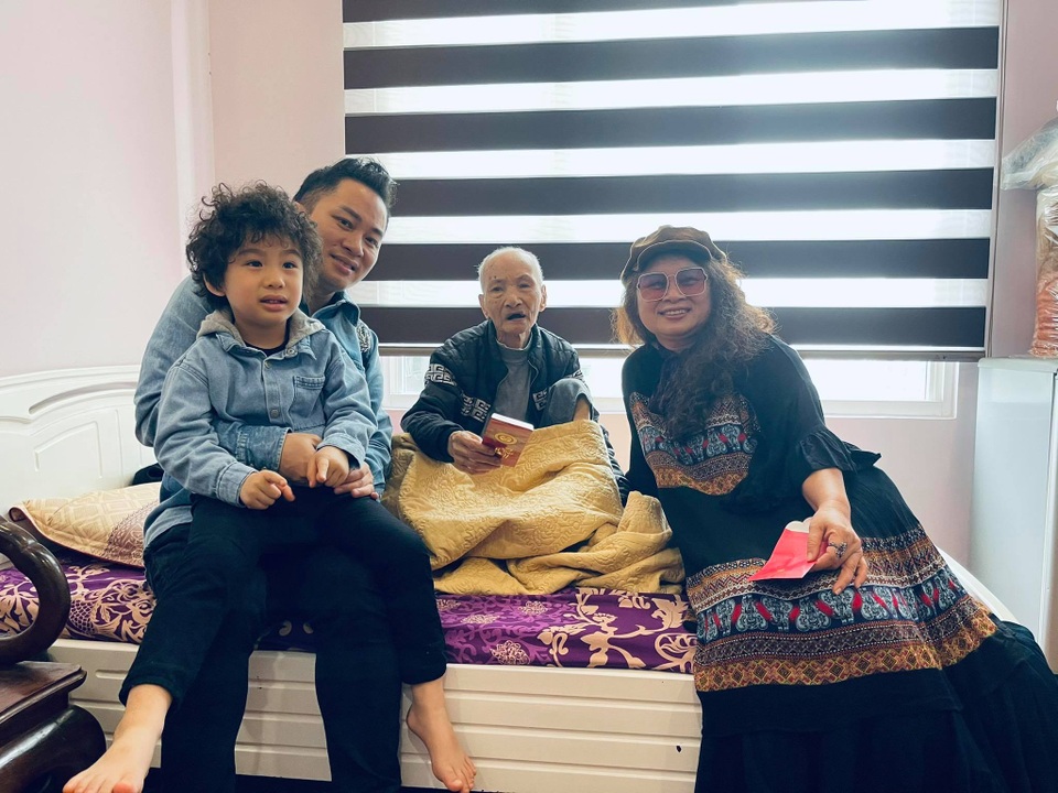 Tùng Dương: Vợ giúp tôi bớt cực đoan, bảo thủ - 1 Tùng Dương: Vợ giúp tôi bớt cực đoan, bảo thủ - 1